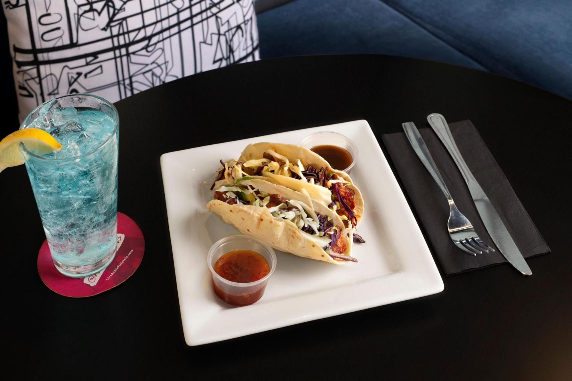 Aloft Oklahoma City Quail Springs Экстерьер фото